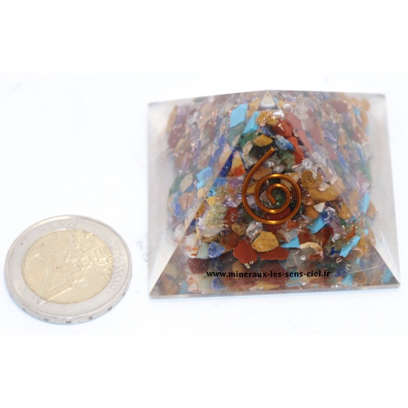 Pyramide Orgonite pierre 7 Chakras Energie