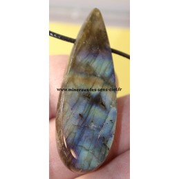 Pendentif goutte labradorite du Madagascar