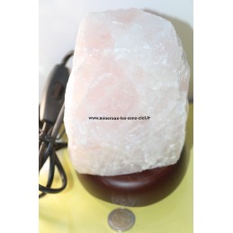 lampe pierre quartz rose brut