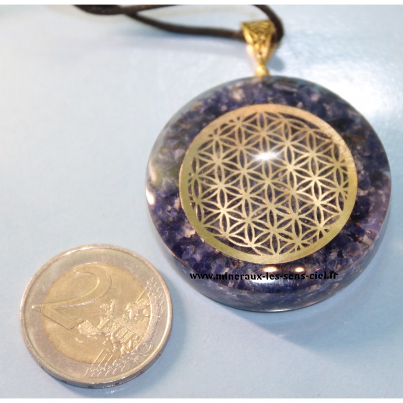 pendentif orgonite pierre sodalite avec l'archange métatron