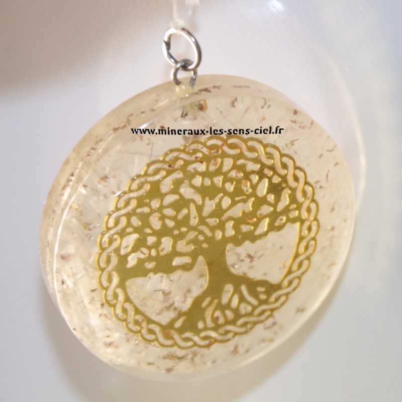 pendentif orgonite pierre sélénite et arbre de vie