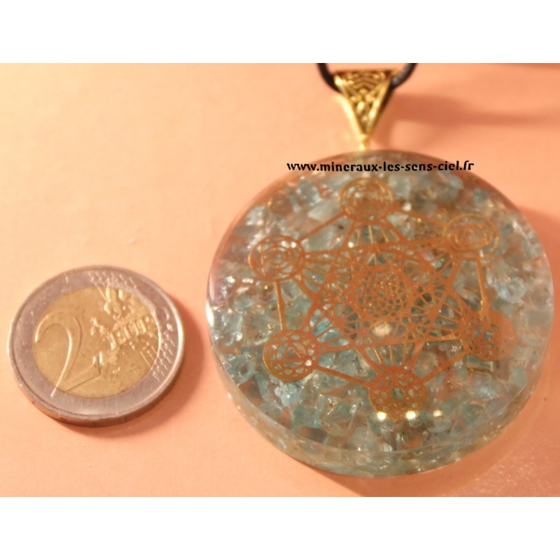 Pendentif orgonite pierre aigue marine et Archange Méttron