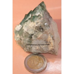 fluorite verte brut du Madagascar