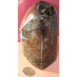 bloc de labradorite pierre poli du Madagascar