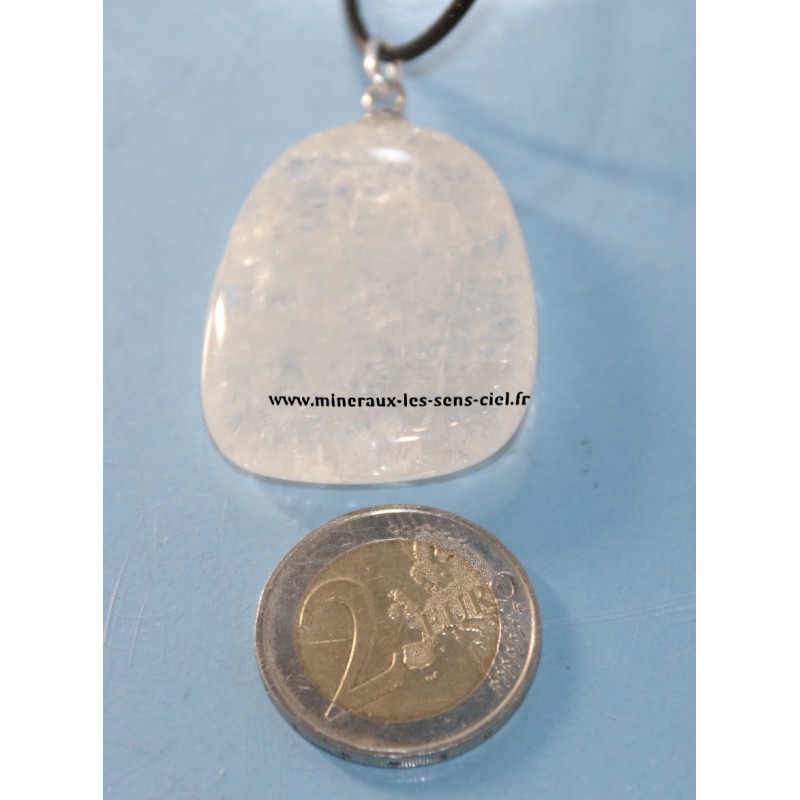 pendentif galet pierre cristal de roche