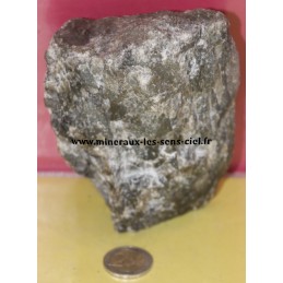bloc de pierre labradorite brut poli du Madagascar