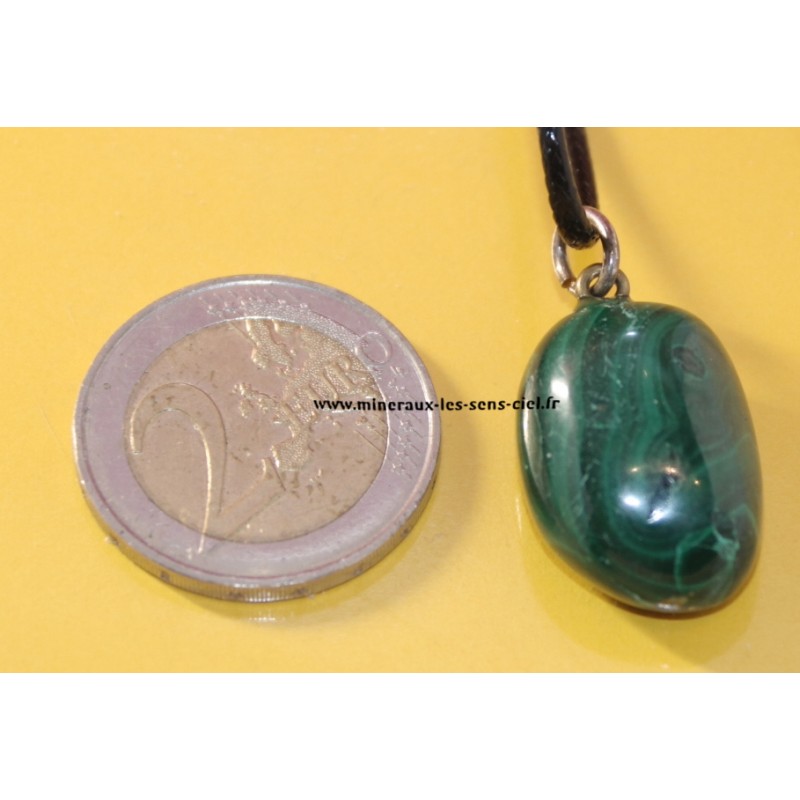 pendentif pierre roulée malachite