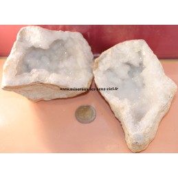 paire de geode de cristal de roche brut