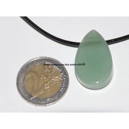 pendentif en forme de larme en pierre aventurine verte