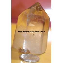 pointe quartz pierre citrine avec inclusion fantôme