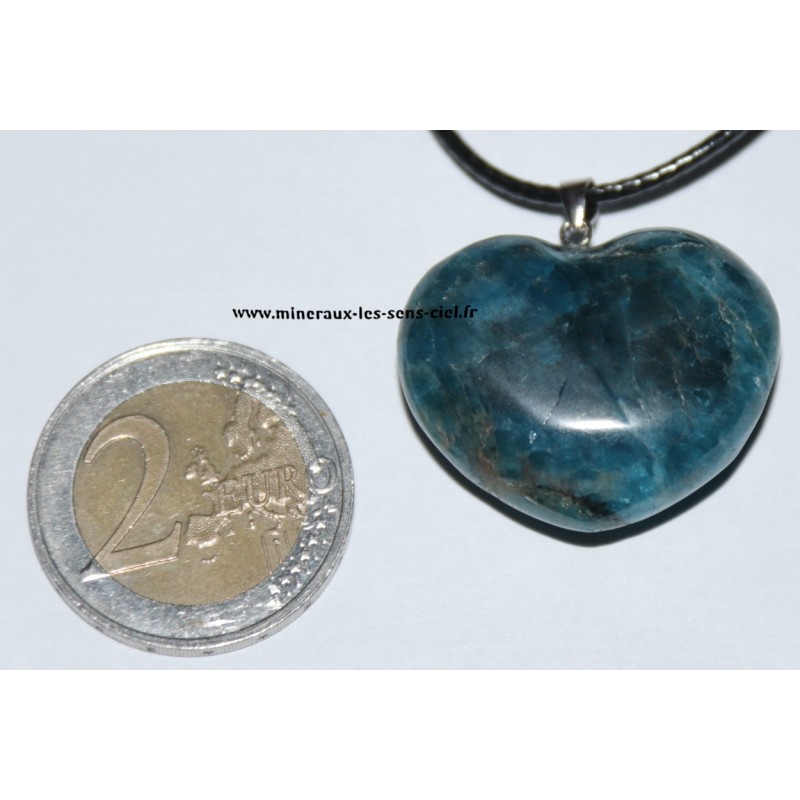 pendentif coeur pierre apatite bleue pendentif coeur pierre apatite bleue