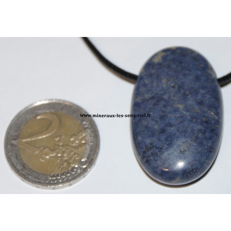 pendentif galet dumortierite