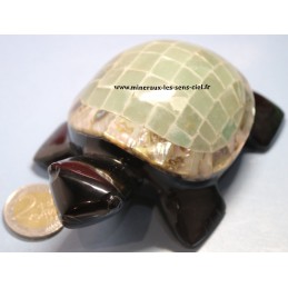tortue obsidienne noire avec aventurine verte et abalone