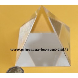 Pyramide 8X8cm en Cristal de verre