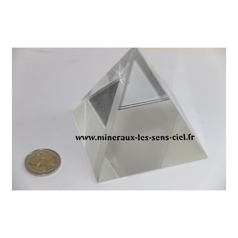 Pyramide 8X8cm en Cristal de verre